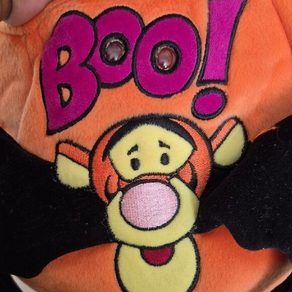 Disney Tigger Halloween Costume Bag - Orange and Black - Picture 14 of 16